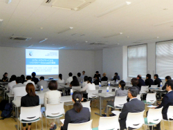 名古屋市立大学 学生発表 1