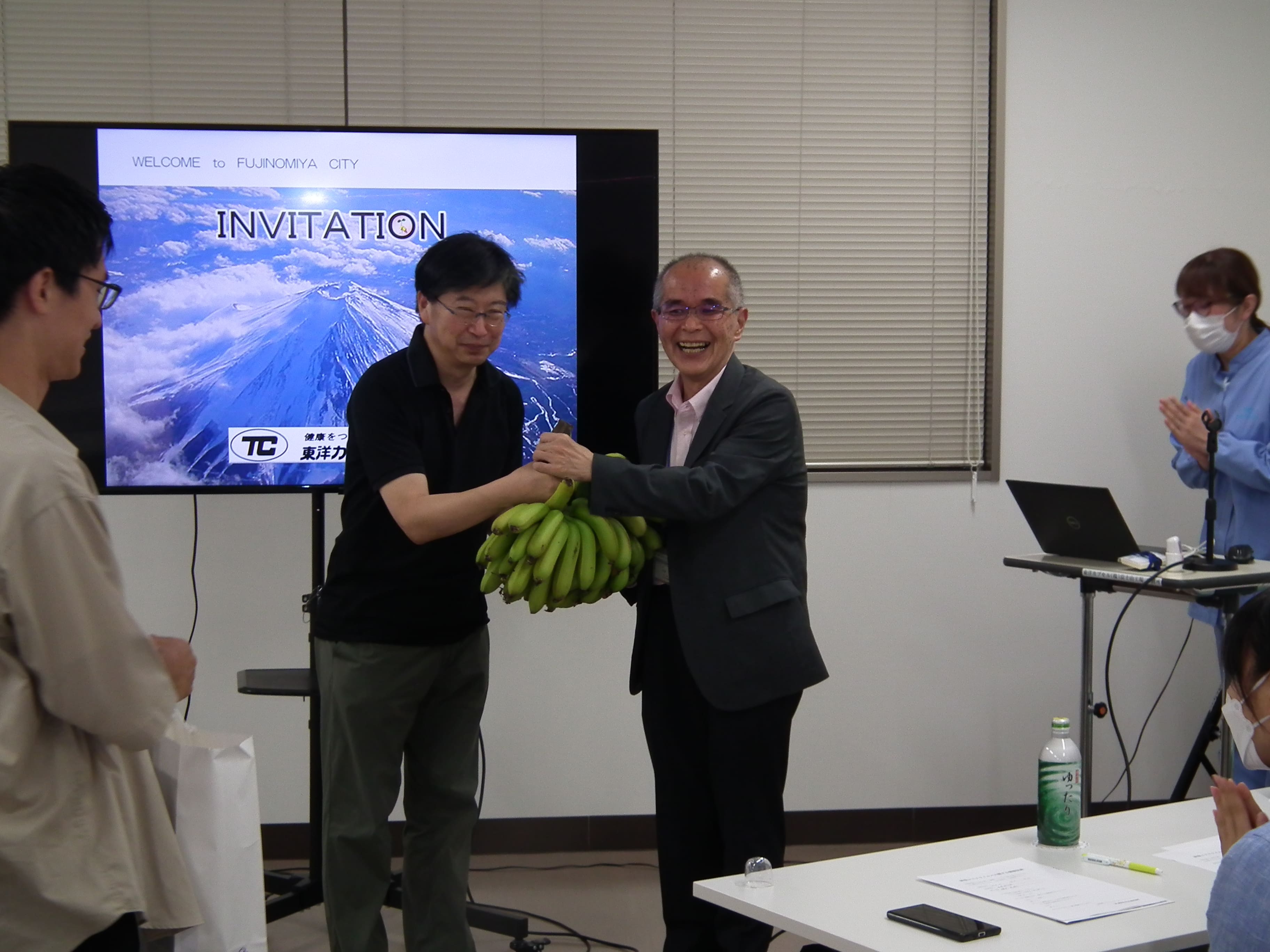 お土産のバナナ